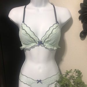 Victoria’s Secret Unlined Lace Bralette